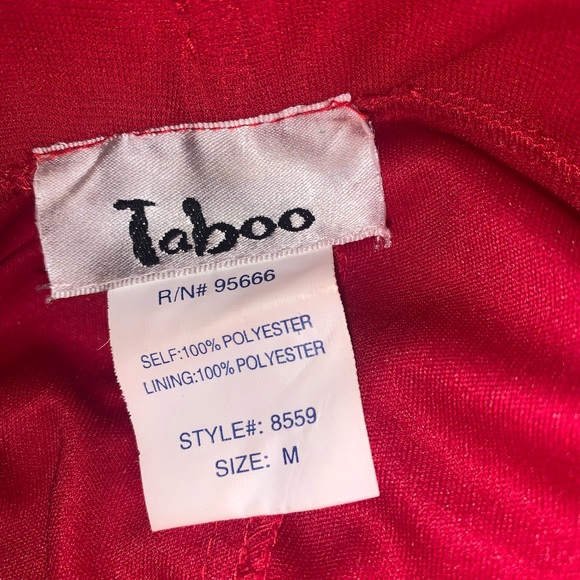 Red chiffon gown - Picture 2 of 3